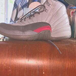 Air Jordan 12 Retro size 6.5Y grey and pink